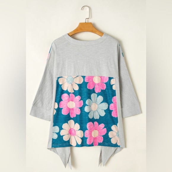 Floral V-Neck Women's Top - Green and Pink - Picture 8 of 15